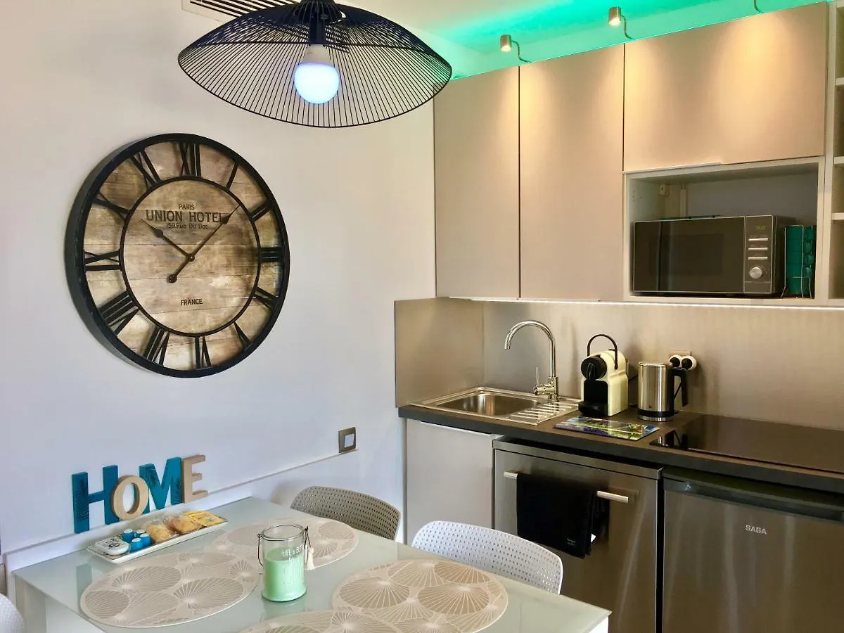 Myhome Riviera - Cannes Sea View Apartment Rentals 0*,  France