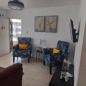calle-profesor-jimenez-residencial-palmas-de-gurabo-3er-nivel.comcaribbean.com/